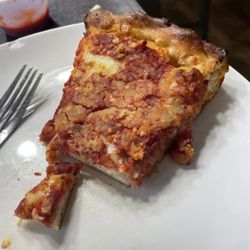 Anthony's Pizza - Chicago style pizza