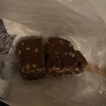 Kilwins Ice Cream - Chocolate - Fudge - Desserts Near Me - Alexandria, Virginia Kilwins Ice Cream - Chocolate - Fudge - Desserts Near Me - Alexandria, Virginia