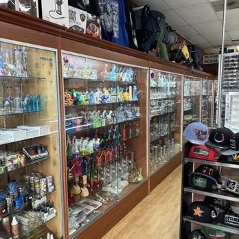 Smokers Boutique III - The best smoke shop they have everything owner is so nice too :) - Tobacco Shops Near Me - Rancho Cucamonga, California Smokers Boutique III - The best smoke shop they have everything owner is so nice too :) - Tobacco Shops Near Me - Rancho Cucamonga, California