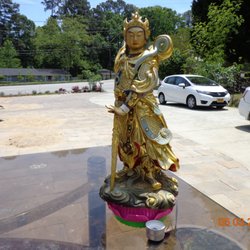 Puxian Temple