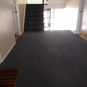 Carpet Maven - a staircase leading to a second floor - Carpeting Near Me - Woodbridge, New Jersey Carpet Maven - a staircase leading to a second floor - Carpeting Near Me - Woodbridge, New Jersey