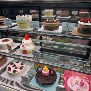 Tous les Jours - Cake options - Bakeries Near Me - Honolulu, Hawaii Tous les Jours - Cake options - Bakeries Near Me - Honolulu, Hawaii