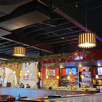 Fuji Bistro - the bar and dining area - Chinese Near Me - Colorado Springs, Colorado Fuji Bistro - the bar and dining area - Chinese Near Me - Colorado Springs, Colorado