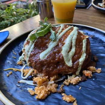 Down the Hatch Maui - Best huevos rancheros ever - Seafood Near Me - Lahaina, Hawaii