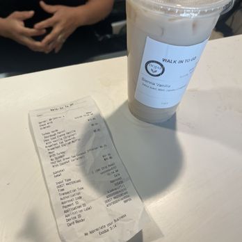 Hojas Tea House - This is me talking to the manager AFTER, I was disrespected by VERONICA. - Coffee & Tea Near Me - San Pedro, California Hojas Tea House - This is me talking to the manager AFTER, I was disrespected by VERONICA. - Coffee & Tea Near Me - San Pedro, California