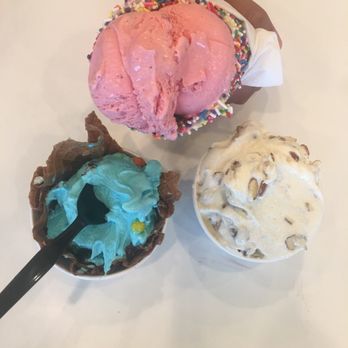 Marble Slab Creamery - three scoops of ice cream - Ice Cream & Frozen Yogurt Near Me - Kingsport, Tennessee Marble Slab Creamery - three scoops of ice cream - Ice Cream & Frozen Yogurt Near Me - Kingsport, Tennessee