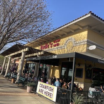 Dodie's Cajun Diner at The Harbor - Outside - Cajun/Creole Near Me - Rockwall, Texas