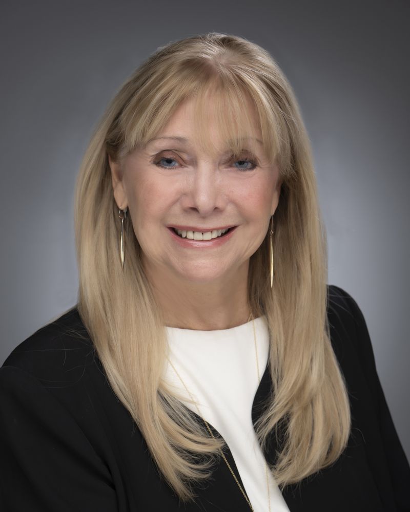 DOWNTOWN YOGA Updated August 2024 200 SW Railroad Ave, Hammond