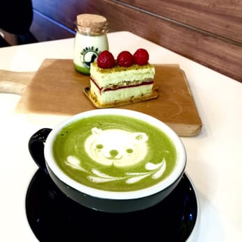 Bibble & Sip - Matcha Green Tea Latte ($4.75) - Coffee & Tea Near Me - New York, New York