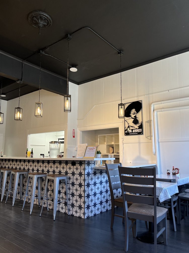 El Mil Amores Restaurant