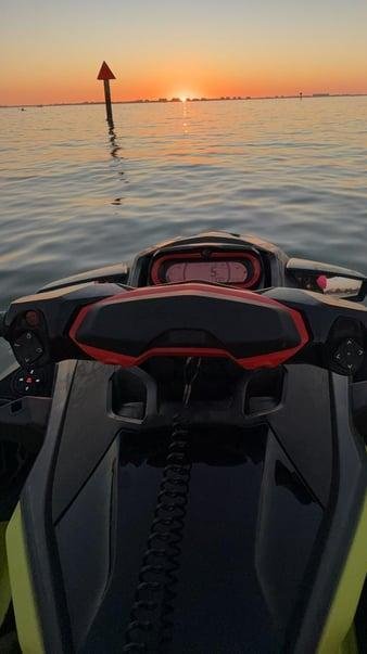 SRQ Jet Ski Rentals Logo