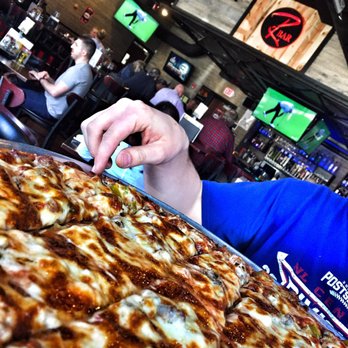 Evviva Bar & Eatery - Bull & Bear Pizza (Italian beef and hot giardiniera) - Pizza Near Me - Lisle, Illinois Evviva Bar & Eatery - Bull & Bear Pizza (Italian beef and hot giardiniera) - Pizza Near Me - Lisle, Illinois
