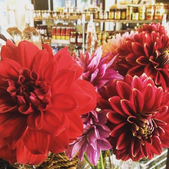 Narrowsburg Proper - Flowers and fresh herbs available..seasonal - Specialty Food Near Me - Narrowsburg, New York