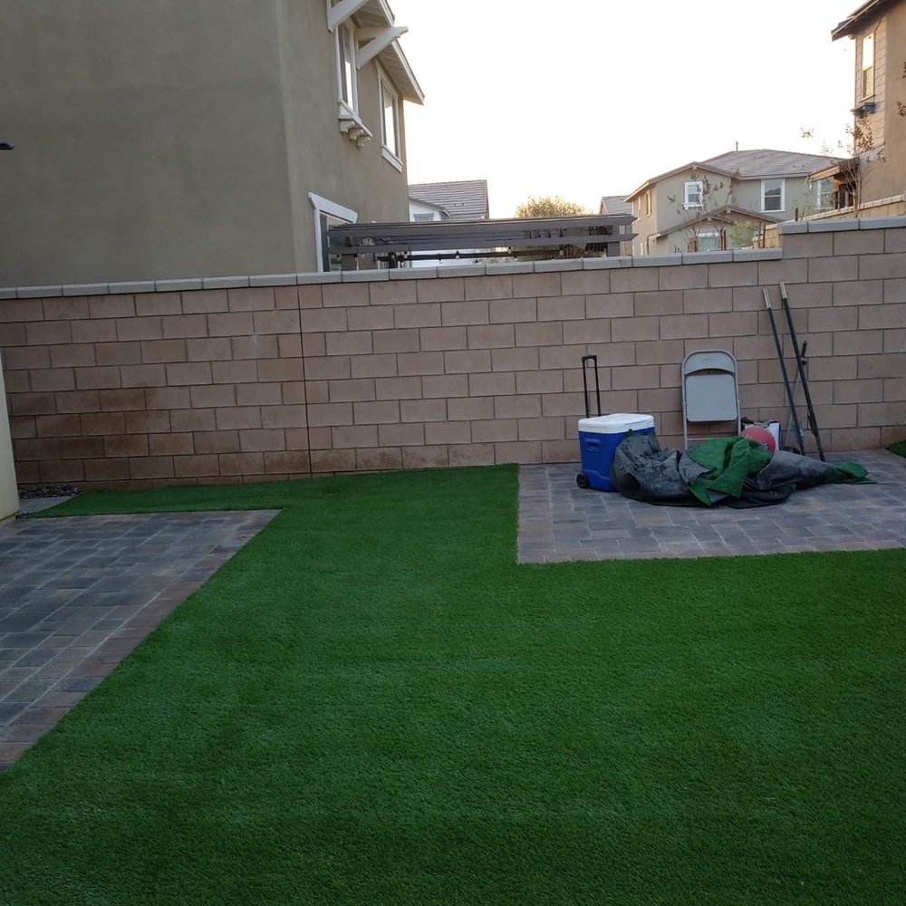 Palm Construction - stones for fir pit area and bbq area - Decks & Railing Near Me - La Mesa, California Palm Construction - stones for fir pit area and bbq area - Decks & Railing Near Me - La Mesa, California