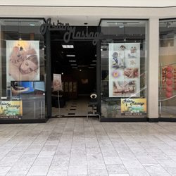 Asian Massage - Front entrance
