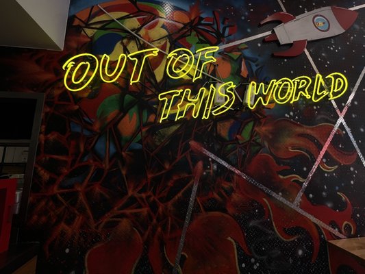 Dave's Hot Chicken by null