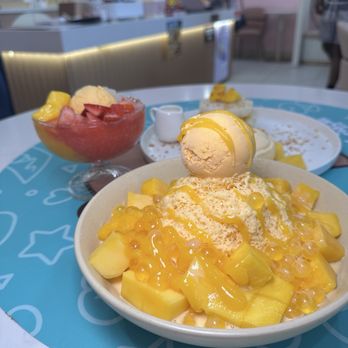 Mango Mango Dessert - Desserts Near Me - Henderson, Nevada
