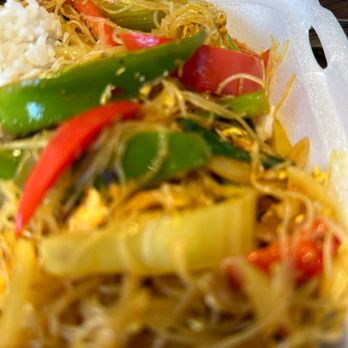 BMG Thai Asian Restaurant - Singapore noodles - Thai Near Me - Mill Creek, Washington BMG Thai Asian Restaurant - Singapore noodles - Thai Near Me - Mill Creek, Washington