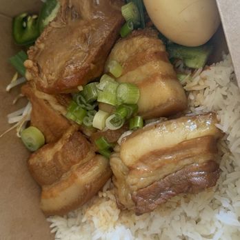 Com Tam Ninh Kieu - Claypot braised pork belly - Vietnamese Near Me - Bronx, New York Com Tam Ninh Kieu - Claypot braised pork belly - Vietnamese Near Me - Bronx, New York