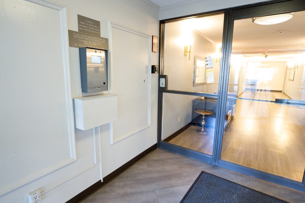 KNOLLWOOD TOWERS WEST APARTMENTS 53 Photos 1010 Lake St NE, Hopkins