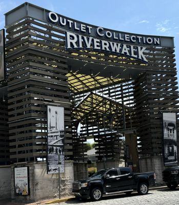 Riverwalk Outlets by null
