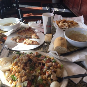 DiLeo's Pizzeria - Pizza Near Me - Elmhurst, Illinois DiLeo's Pizzeria - Pizza Near Me - Elmhurst, Illinois