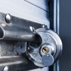 We R Self Storage - Disc-Style is REQUIRED.