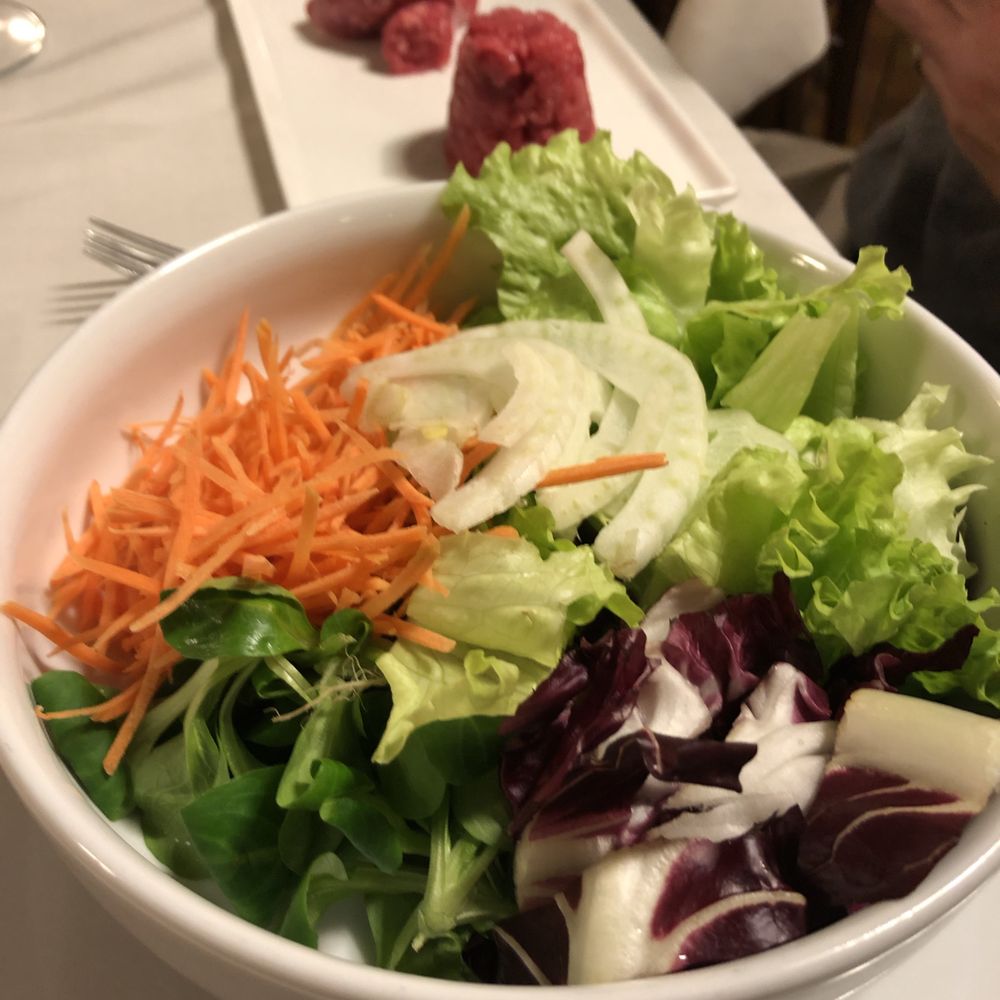 Boccondivino - insalata mista - Italian Near Me - Bra, CN