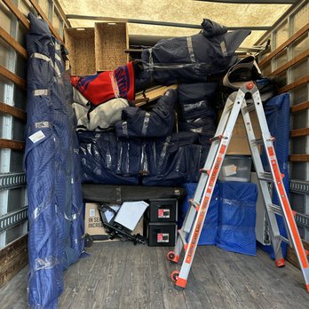 Sagebrush Movers - Going to be a full load? Well make sure to pack every space safely and carefully! - Movers Near Me Sagebrush Movers - Going to be a full load? Well make sure to pack every space safely and carefully! - Movers Near Me