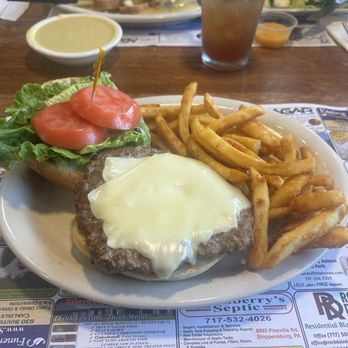 Moonlight Diner - Excellent cheeseburger... - American Near Me - Carlisle, Pennsylvania Moonlight Diner - Excellent cheeseburger... - American Near Me - Carlisle, Pennsylvania