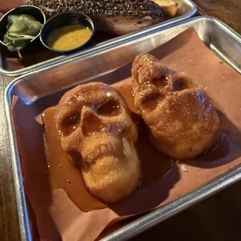 Apocalypse BBQ - Food Trucks Near Me - Miami, Florida
