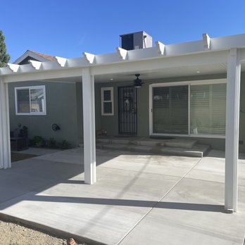 Southern California Patios - New patio cover with 4 recess lights and outdoor ceiling fan. - Patio Coverings Near Me - Corona, California Southern California Patios - New patio cover with 4 recess lights and outdoor ceiling fan. - Patio Coverings Near Me - Corona, California