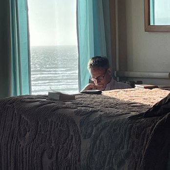 Hotel Sylvia - Reading spot with a view - Hotels Near Me - Newport, Oregon Hotel Sylvia - Reading spot with a view - Hotels Near Me - Newport, Oregon
