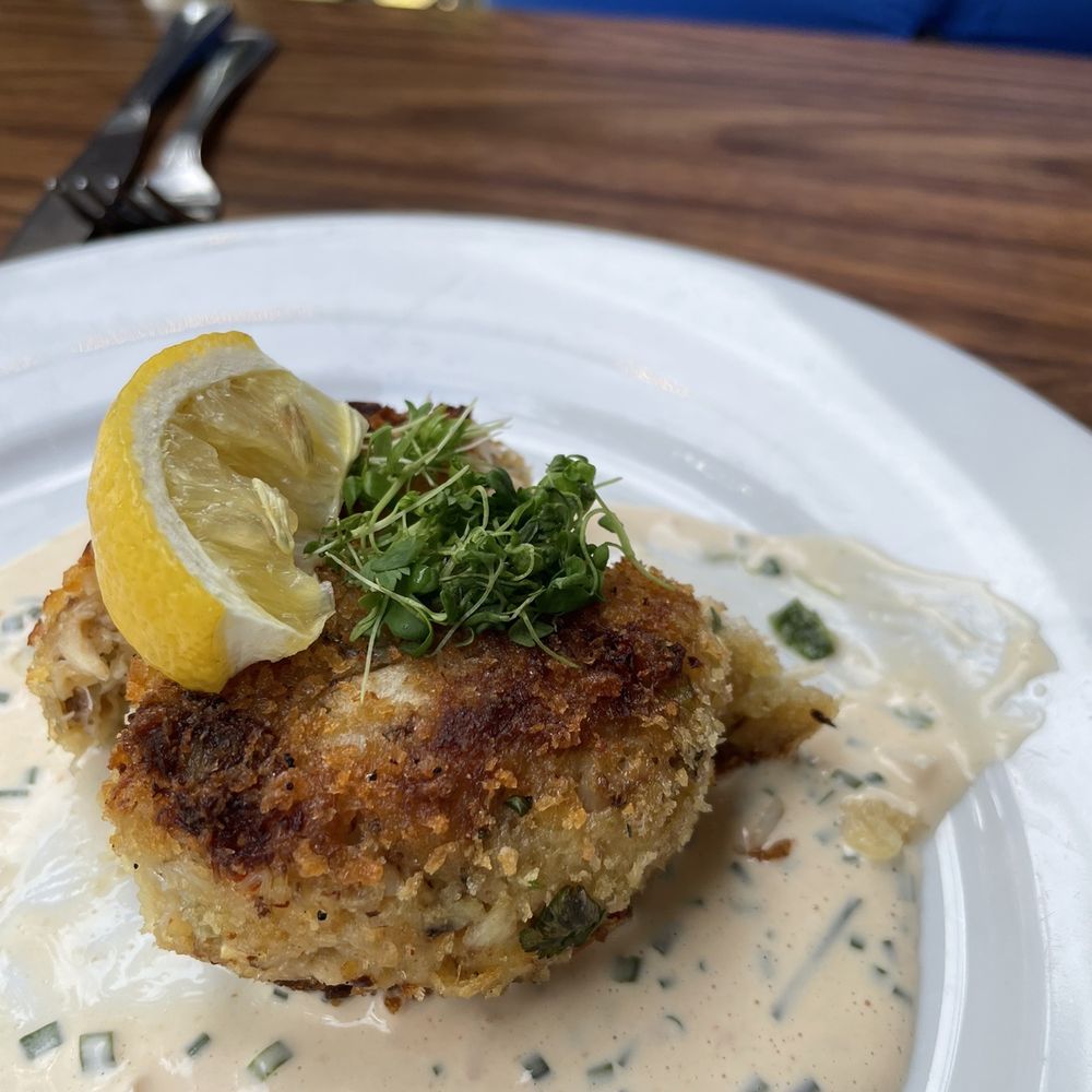 Roaring Fork - Crab Cake appetizer - New American Near Me - Austin, Texas