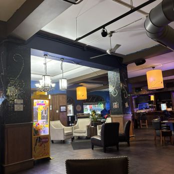 Twisted Ranch - Bars Near Me - St. Louis, Missouri