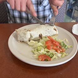 Los Hermanos Restaurant & Lounge - Green chile pork blahhhhh not spicy and not great flavor