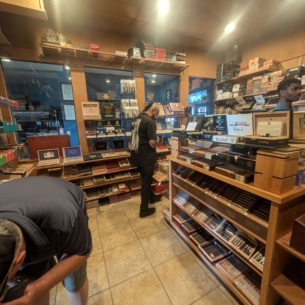 Vitola's - Definitely a very spacious humidor - Lounges Near Me - El Paso, Texas Vitola's - Definitely a very spacious humidor - Lounges Near Me - El Paso, Texas