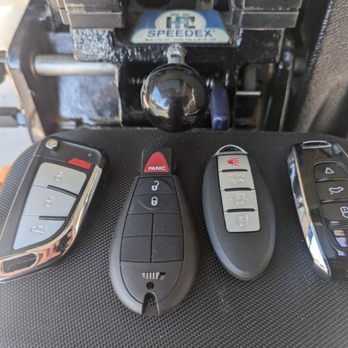 Lockwood Locksmith - Keys & Locksmiths Near Me - Indianapolis, Indiana Lockwood Locksmith - Keys & Locksmiths Near Me - Indianapolis, Indiana