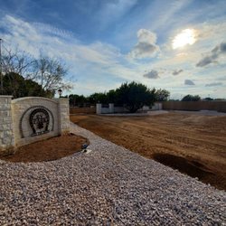 Lucky Horseshoe RV Park - Entrance of the gated community with surveillance