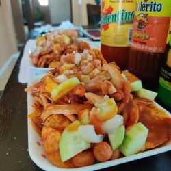 El Vikingo Tacos - Palétas $3 tostilocos $7