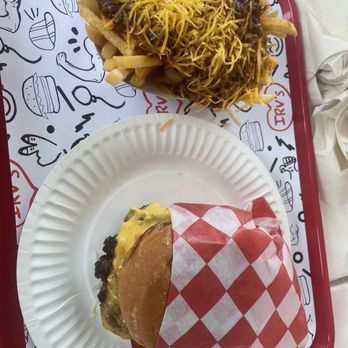 Irv's Burgers - Irv's single roadside burger Brady's way and chili cheese fries - Burgers Near Me - Malibu, California Irv's Burgers - Irv's single roadside burger Brady's way and chili cheese fries - Burgers Near Me - Malibu, California