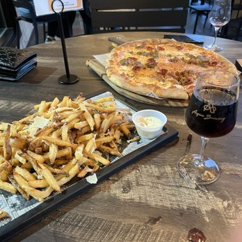 Aspire Brewing - Truffle fries, sausage and pepperoni pizza, Warwick Valley sangria - Brewpubs Near Me - Middletown, New York Aspire Brewing - Truffle fries, sausage and pepperoni pizza, Warwick Valley sangria - Brewpubs Near Me - Middletown, New York