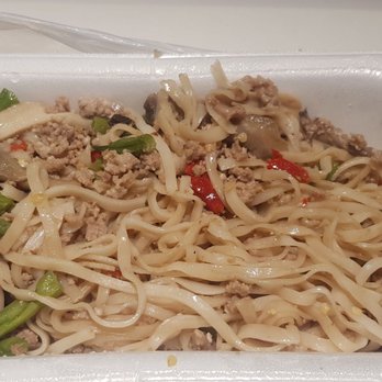 Manam Noodle Soup Bar - Pad khi mao - Thai Near Me - Munich, BY