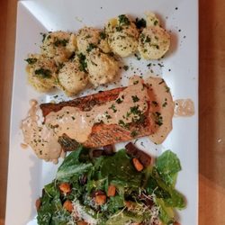 American Private Chef Services - Wild Caught Sockeye Salmon grilled with a creamy Dill sauce and Garlic potatoes with a Ceasar salad.