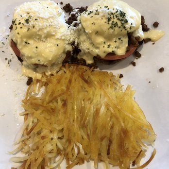 George's - Chorizo Benedict - Greek Near Me - Kirkland, Washington
