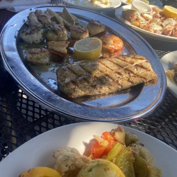 Boston Fish Market - Fisherman's platter - Seafood Markets Near Me - Wheeling, Illinois Boston Fish Market - Fisherman's platter - Seafood Markets Near Me - Wheeling, Illinois