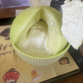 Sulbing - Inside the juicy melon - Desserts Near Me - Santa Clara, California