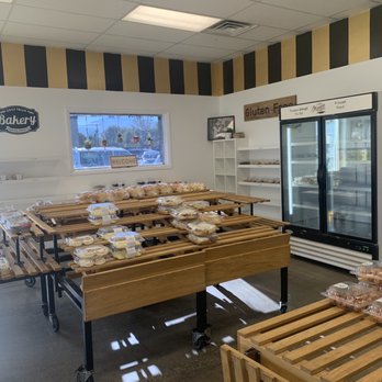 Avenue Bakery - Inside - Cafes Near Me - American Fork, Utah