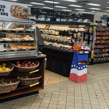 Love's Travel Stop - Convenience Stores Near Me - Quartzsite, Arizona