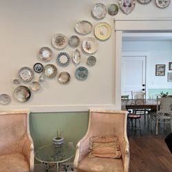 Jeffersonville Bake Shop - Love the vintage plate gallery wall.